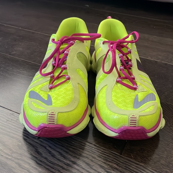 Brooks pure form Running Shoes - Picture 4 of 7